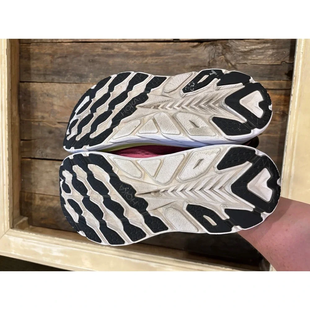 Hoka‎ One One Clifton 8 Purple Pink Running Shoes Womens 10 B 1119394 BGIR